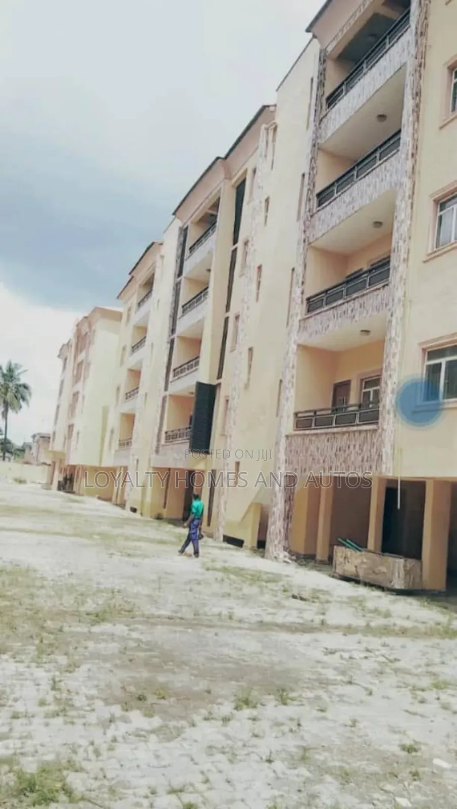3bdrm Block of Flats in Ajao Estate Lagos, Ikeja for sale in Ikeja