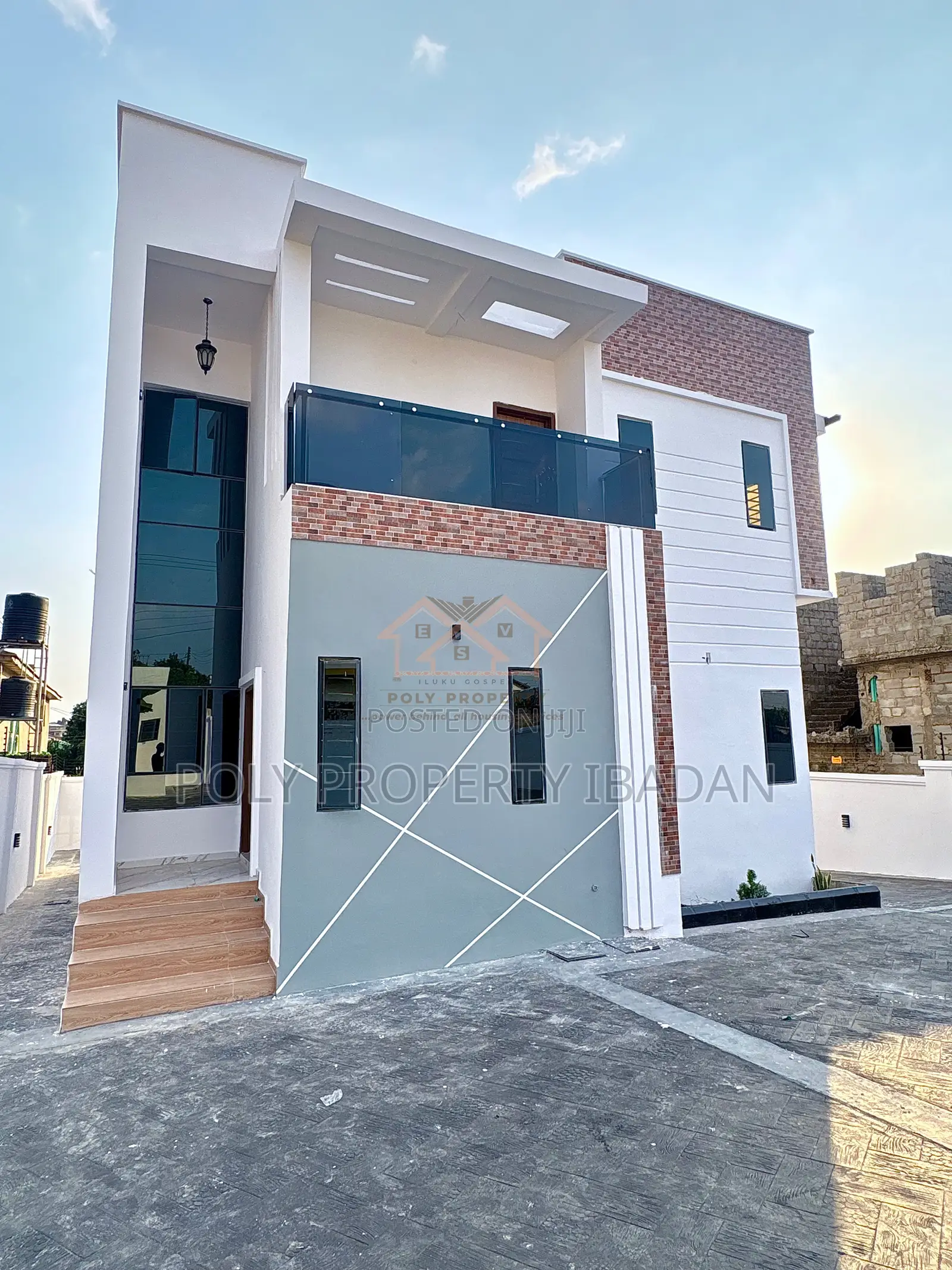 4bdrm Duplex in Palm Garden Estate, Ibadan for sale in Ibadan