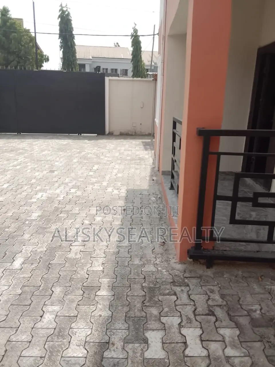 2bdrm Block of Flats in Awoyaya for sale in Awoyaya