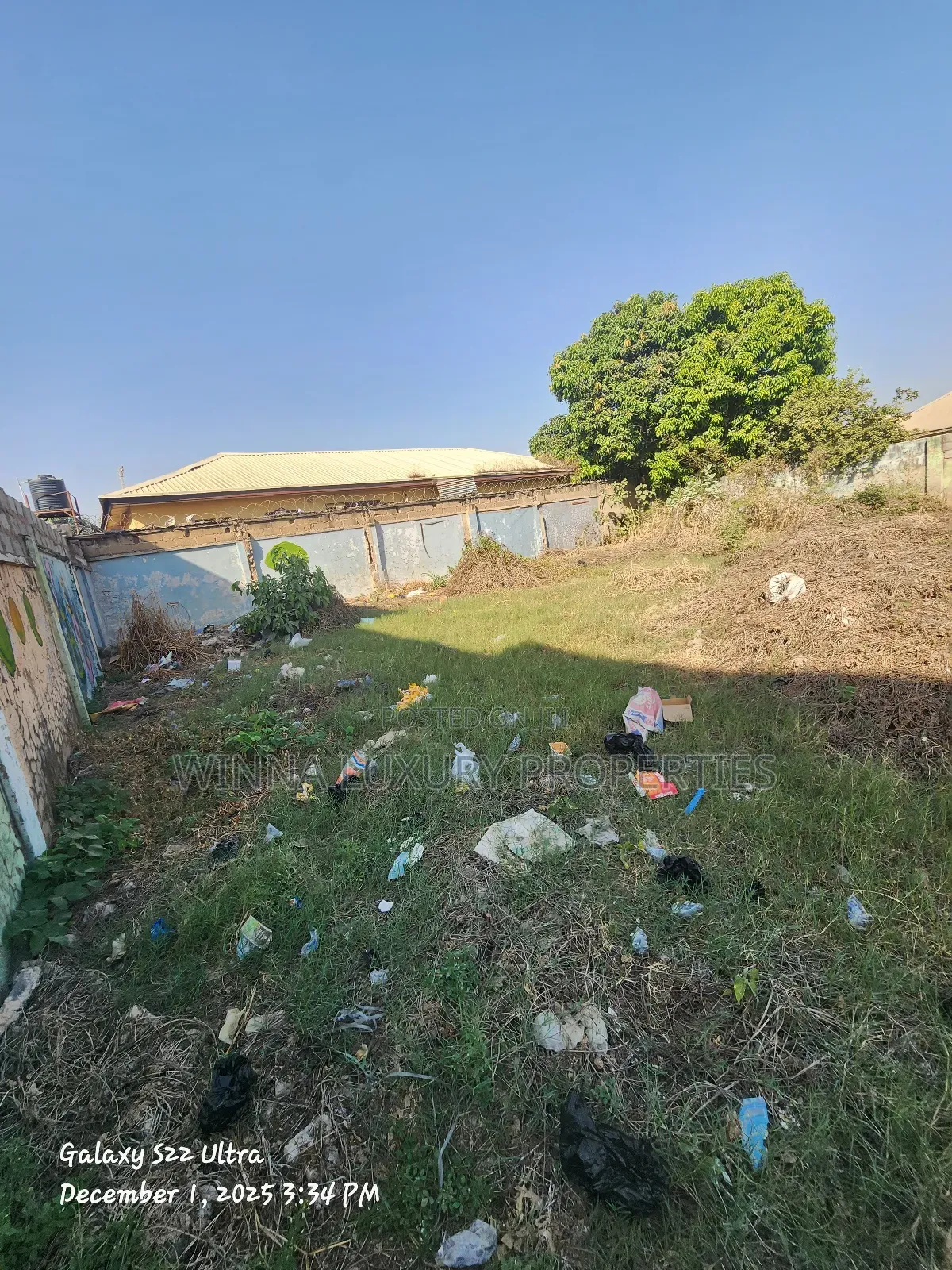 750sqm Land, Fha Title, Mixed Used, Just by Tarred Road in Lugbe District