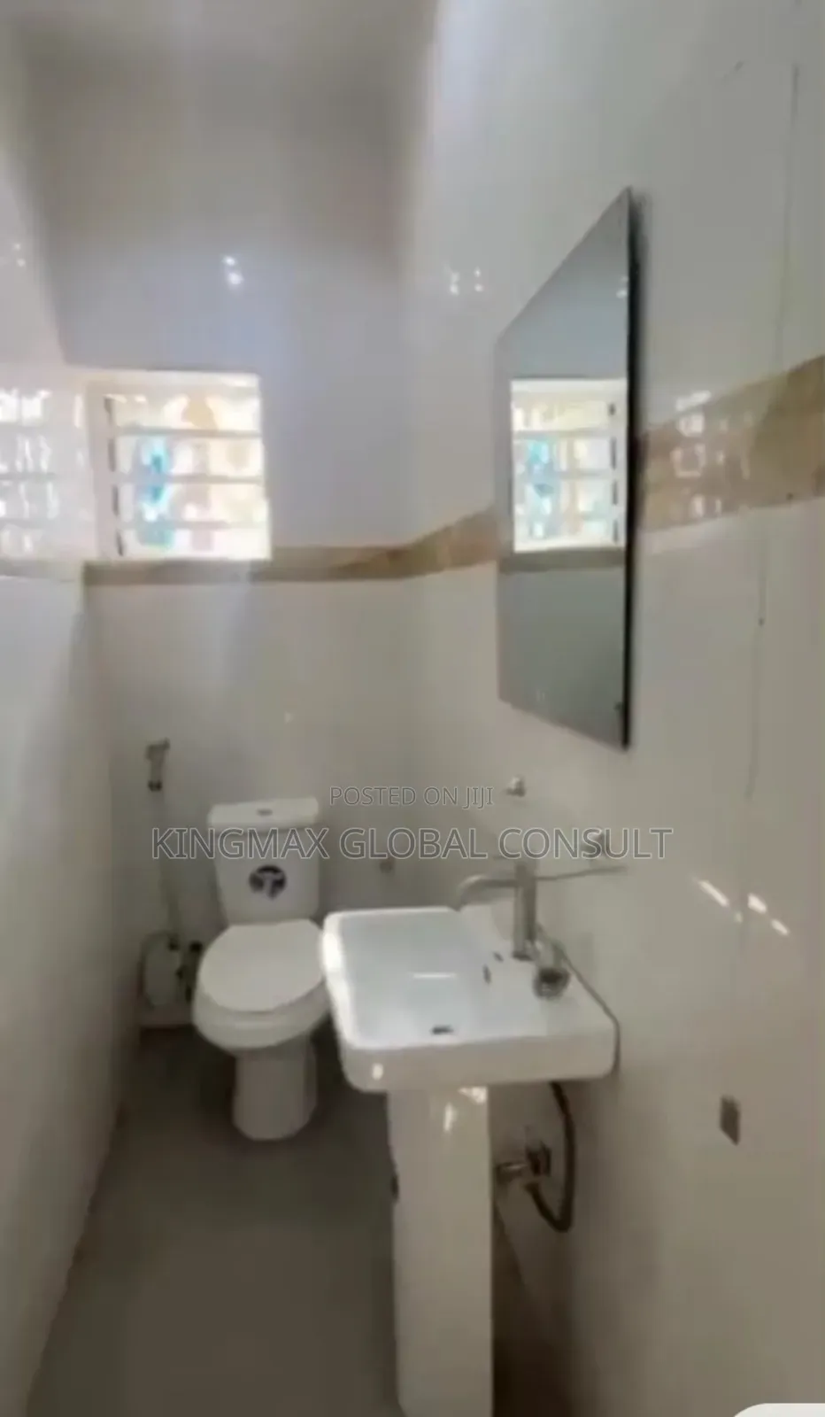 8bdrm Duplex in Wuse Zone 1 for sale in Zone 1 / Wuse