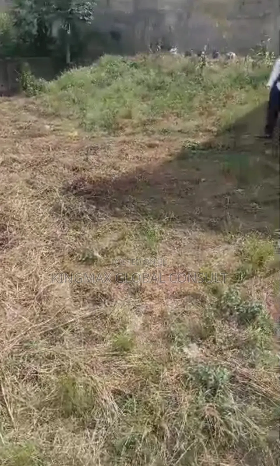 For Sale: 1.3 Hectares Estimated* *Document Fcda R of O in Utako