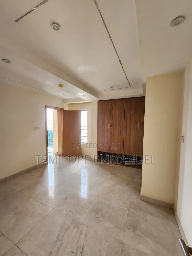 Furnished 3bdrm Apartment in Alagomeji, Yaba for rent in Yaba