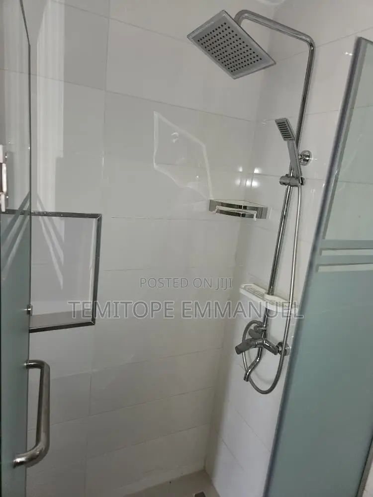 Furnished 3bdrm Apartment in Alagomeji, Yaba for rent in Yaba