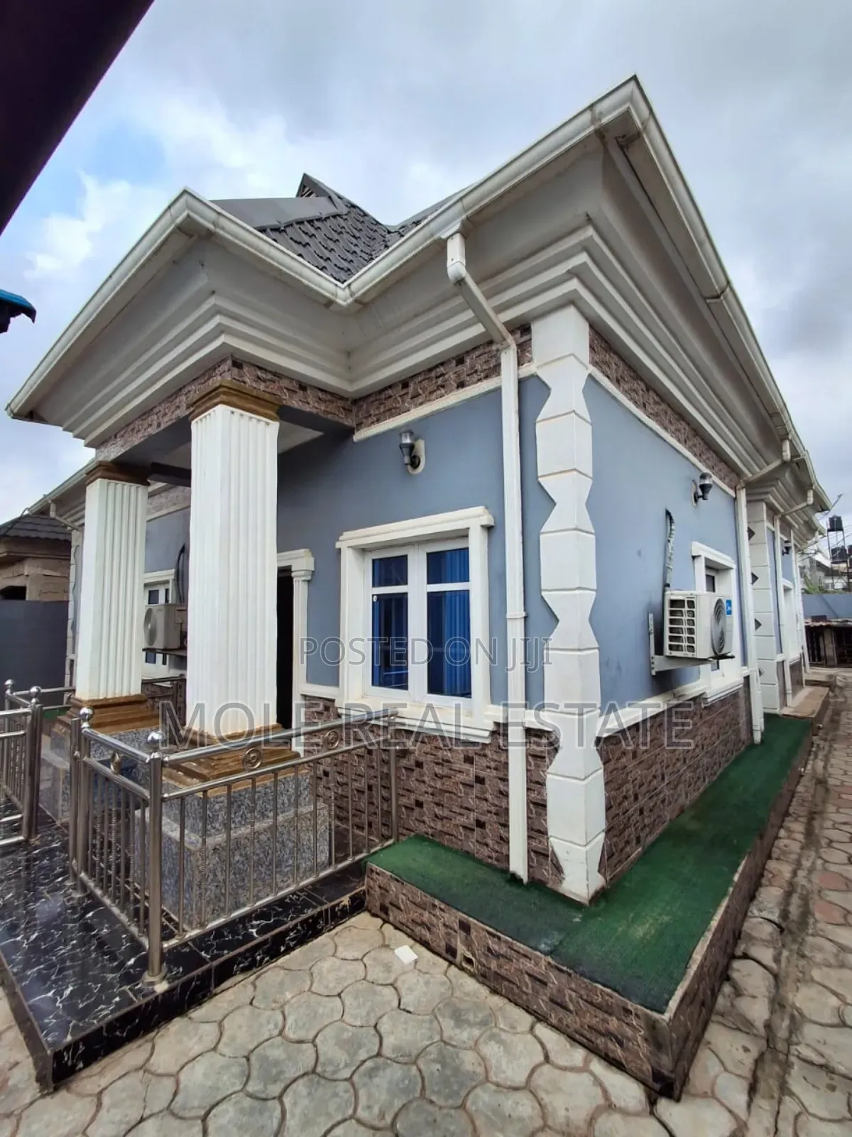 Furnished 4bdrm Bungalow in Egbeda for sale in Egbeda / Egbeda