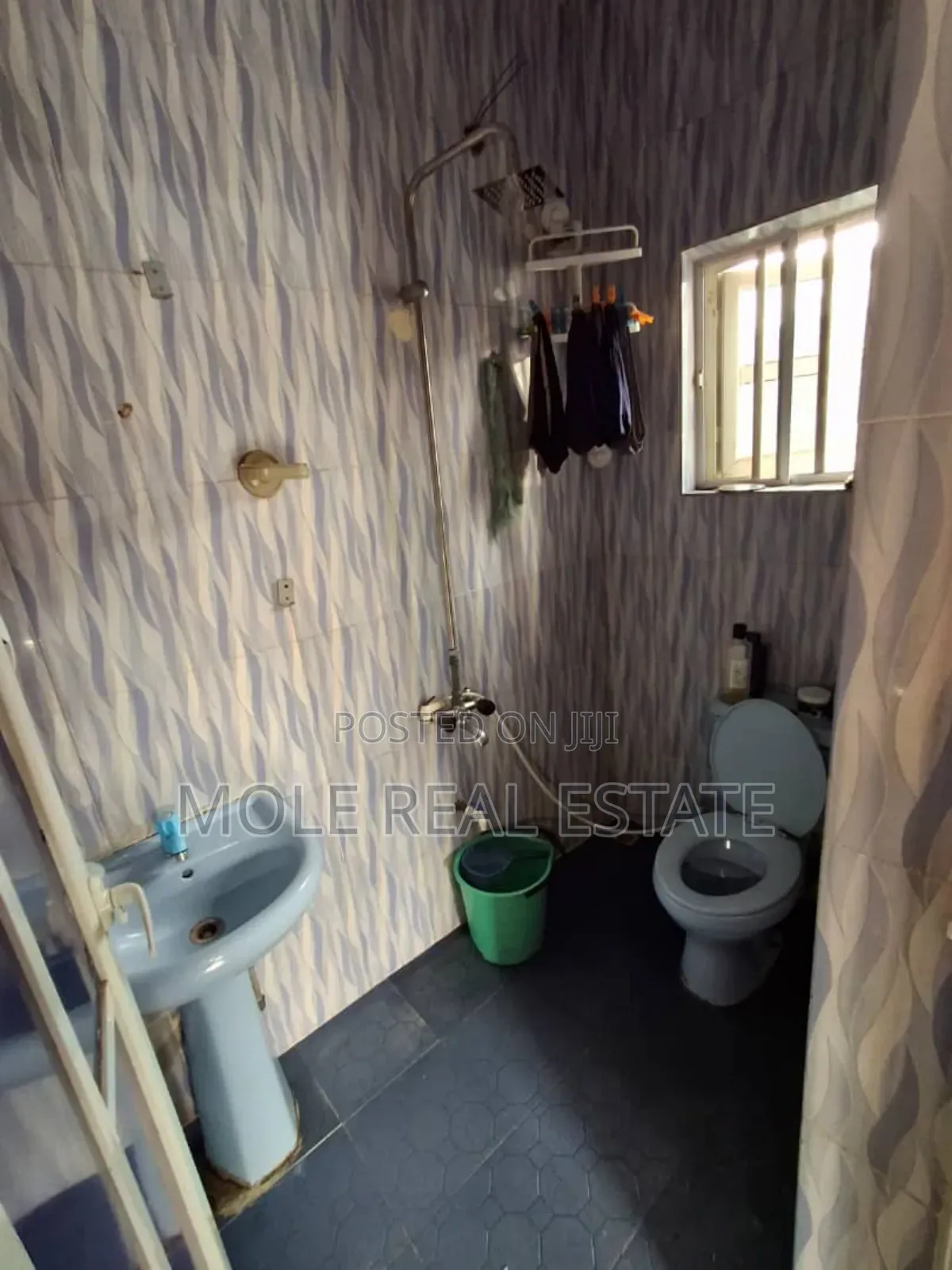 Furnished 4bdrm Bungalow in Egbeda for sale in Egbeda / Egbeda