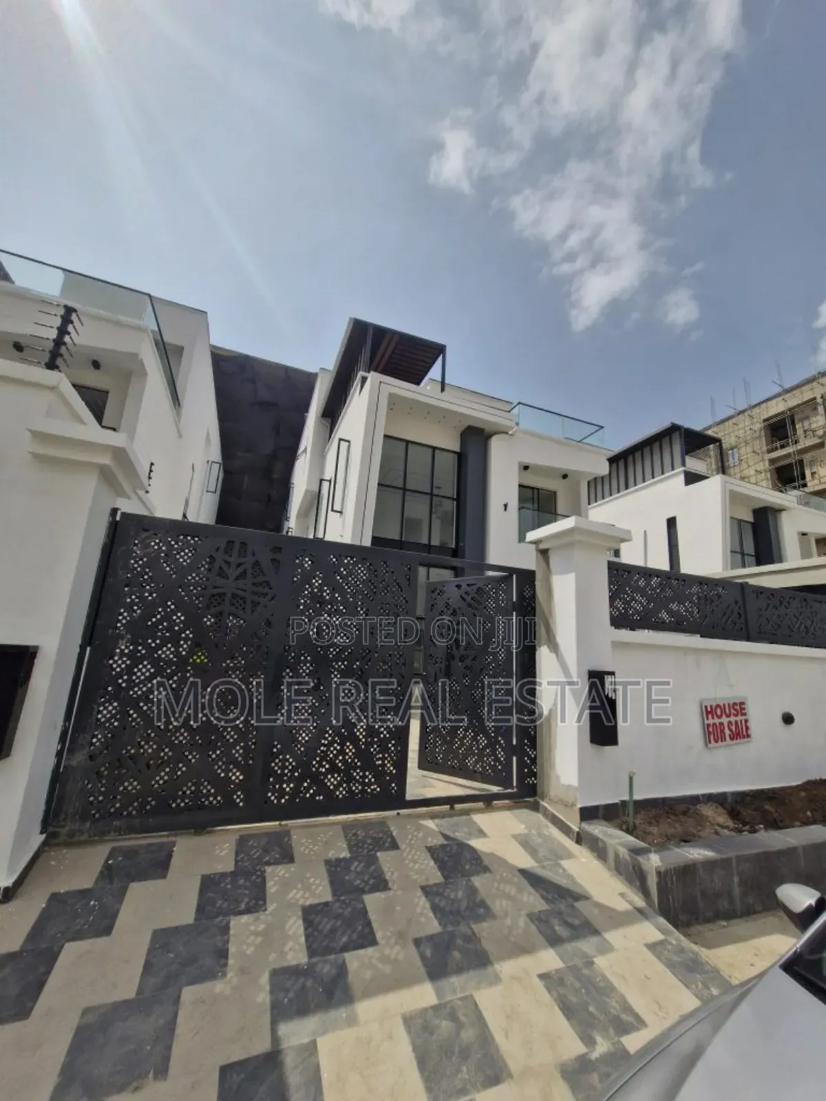 Furnished 3bdrm Penthouse in Ikoyi, Bourdillon for sale in Bourdillon