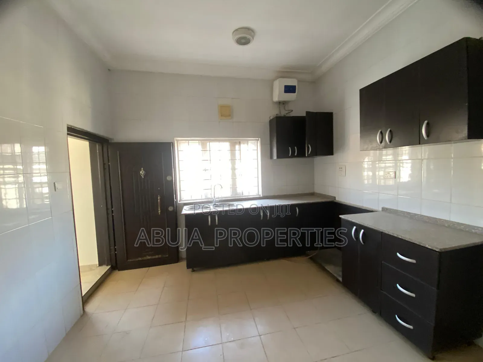 3bdrm Apartment in Jahi for rent in Jahi