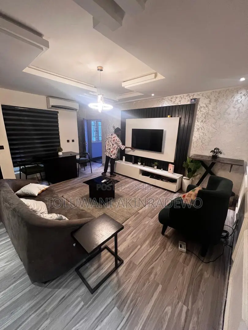 2bdrm Apartment in Lekki Phase 1 for rent in Lekki Phase 1