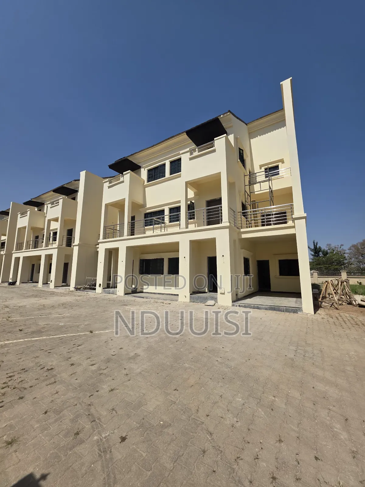 4bdrm Townhouse/Terrace in Jabi for sale in Jabi