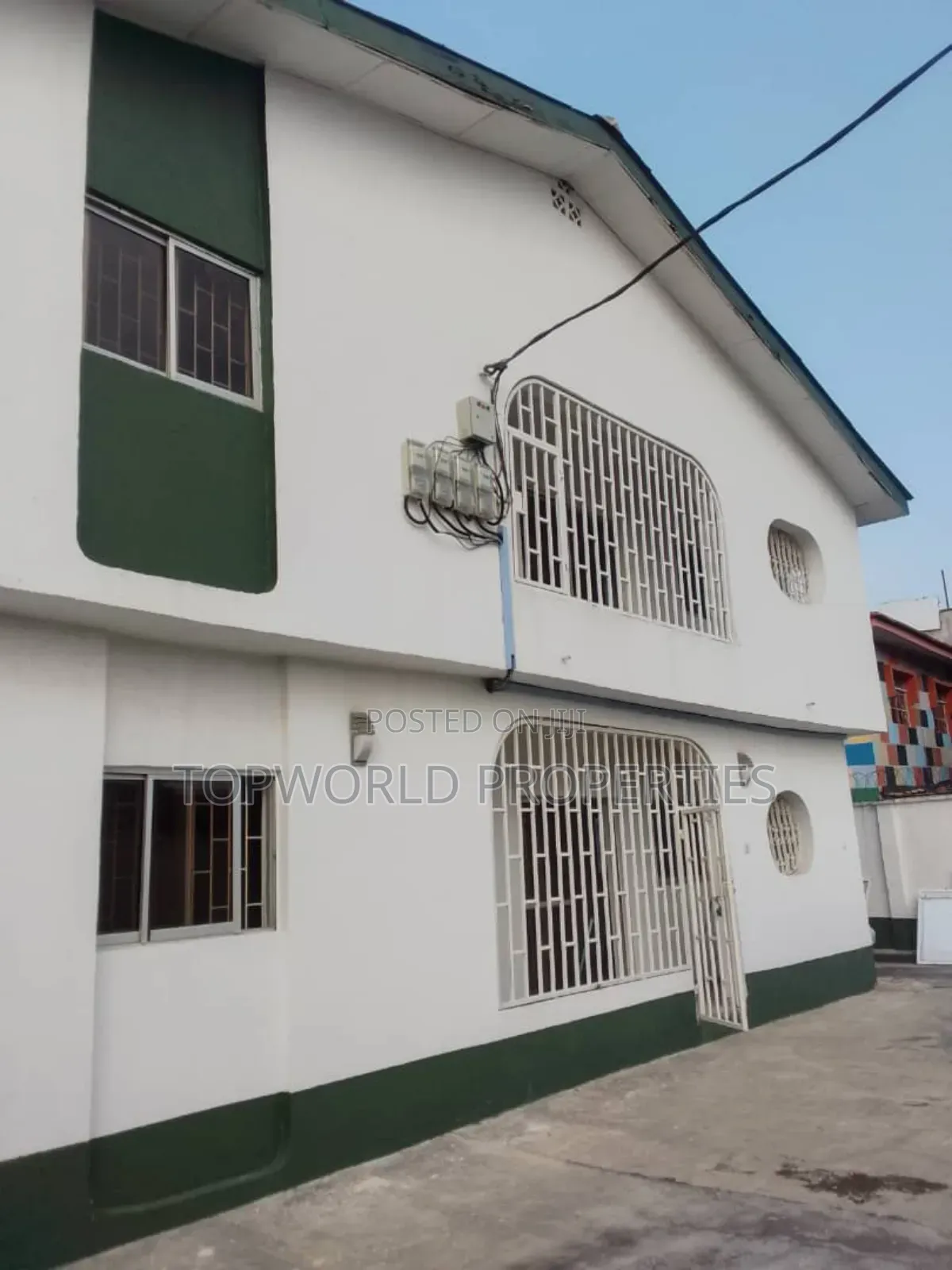 3bdrm Block of Flats in Egbeda Alimosho for sale in Egbeda