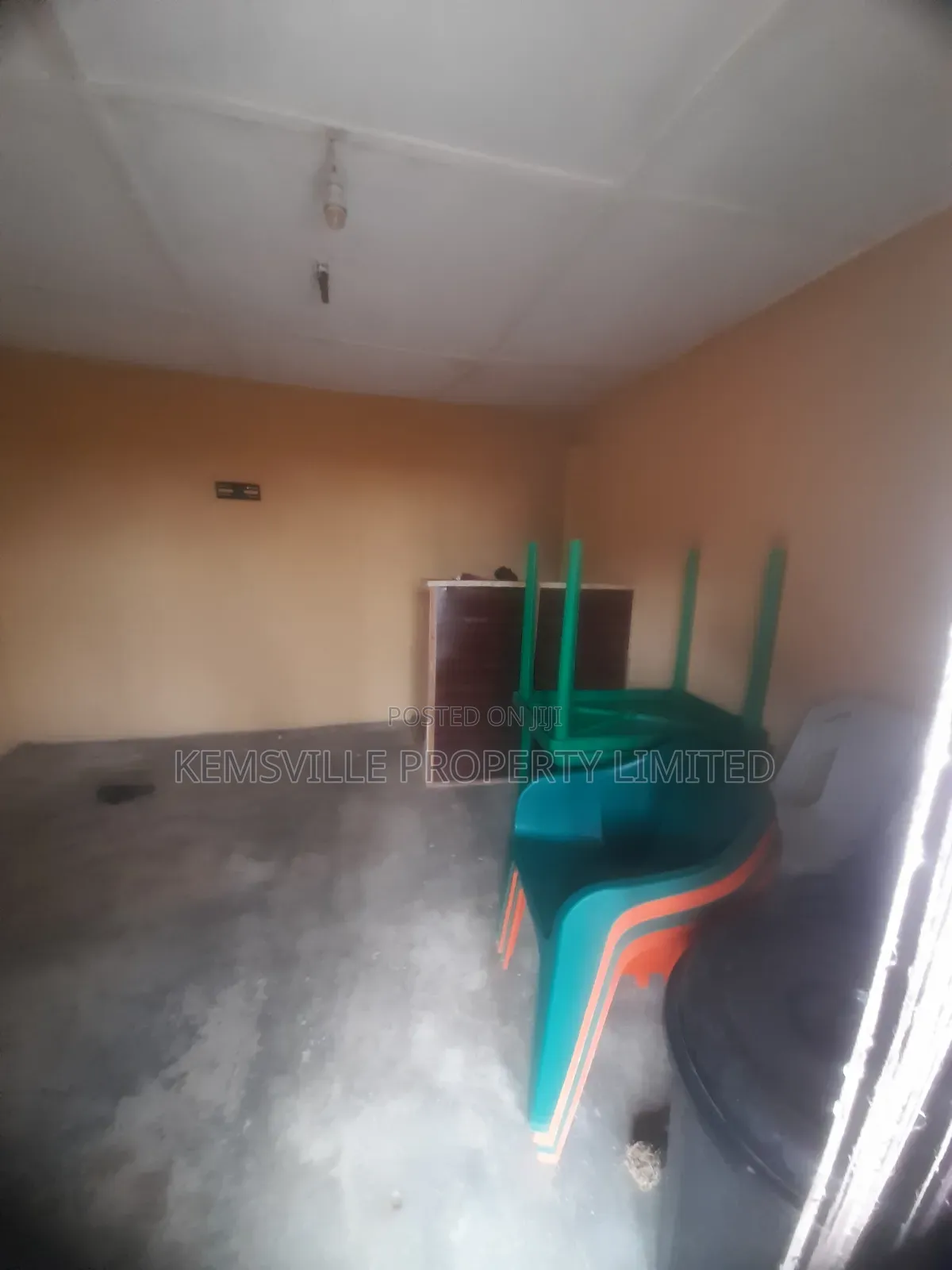 Big Shop for Rent at Mao Junction Kollington in Alagbado