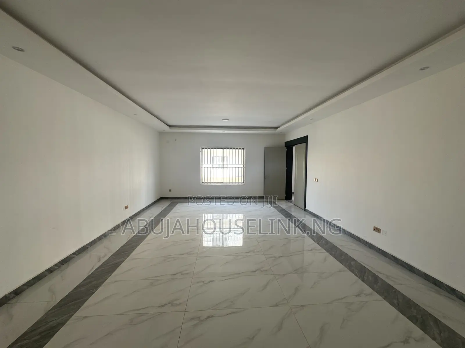 5bdrm Duplex in Jahi. Y Gilmore for sale in Jahi