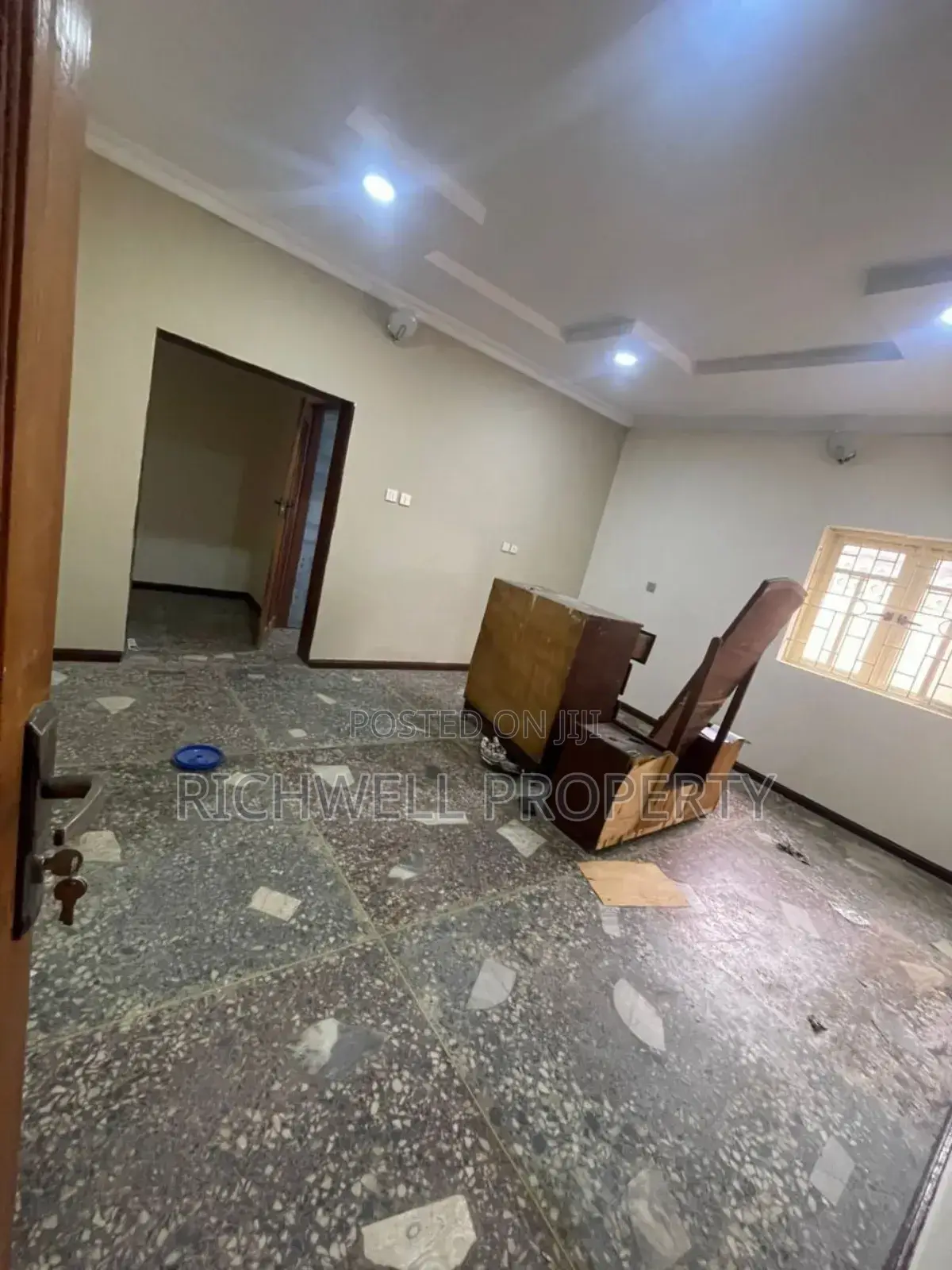 5bdrm House in Oluyole Estate for rent in Oluyole