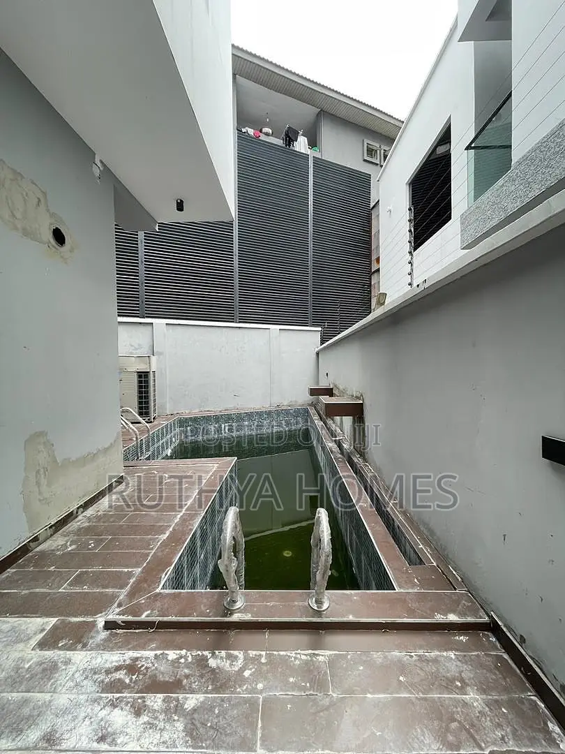 5bdrm Mansion in Bourdillon for sale in Bourdillon