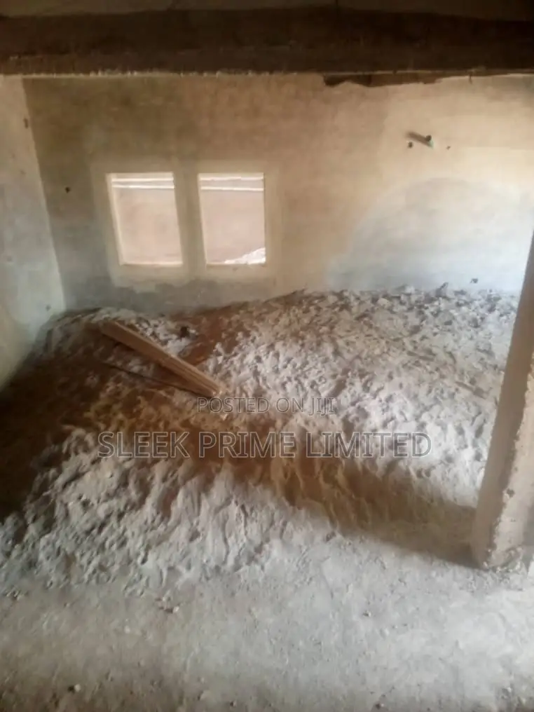 5bdrm Block of Flats in Kado for sale in Kado