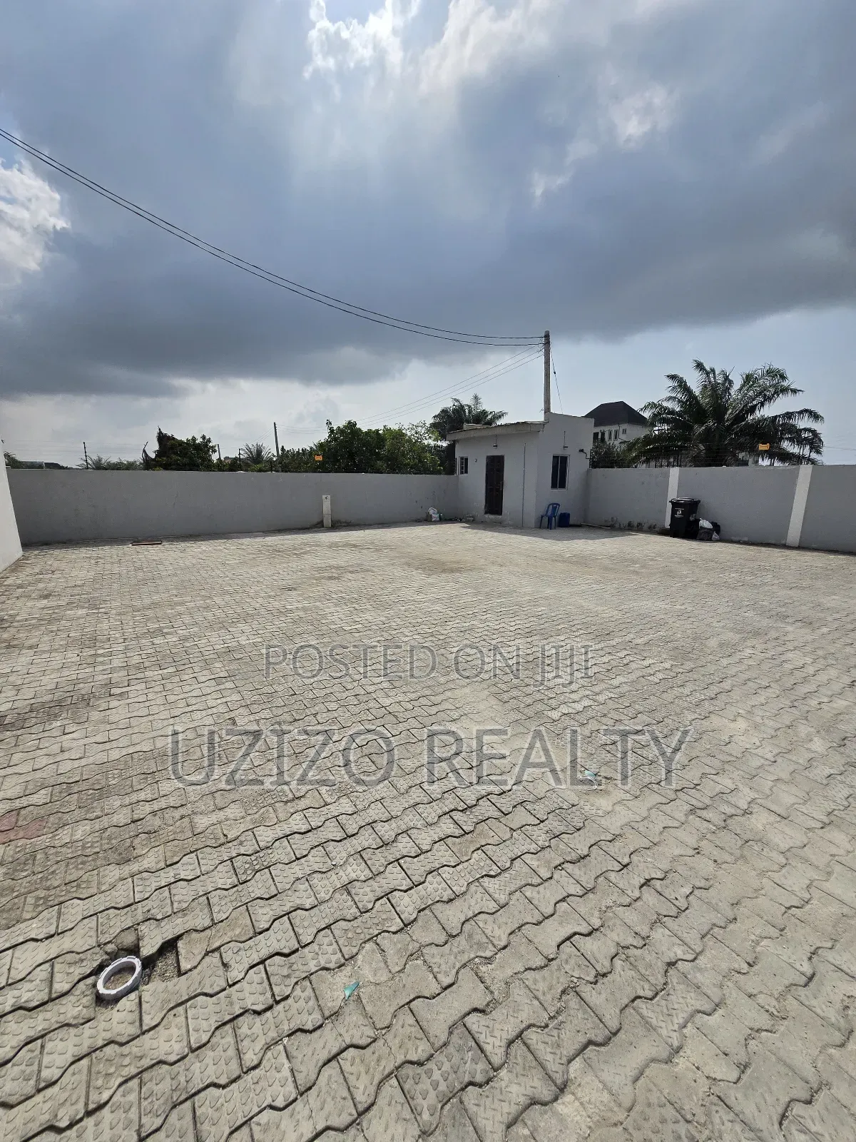 2bdrm Apartment in Abijo for sale in Abijo