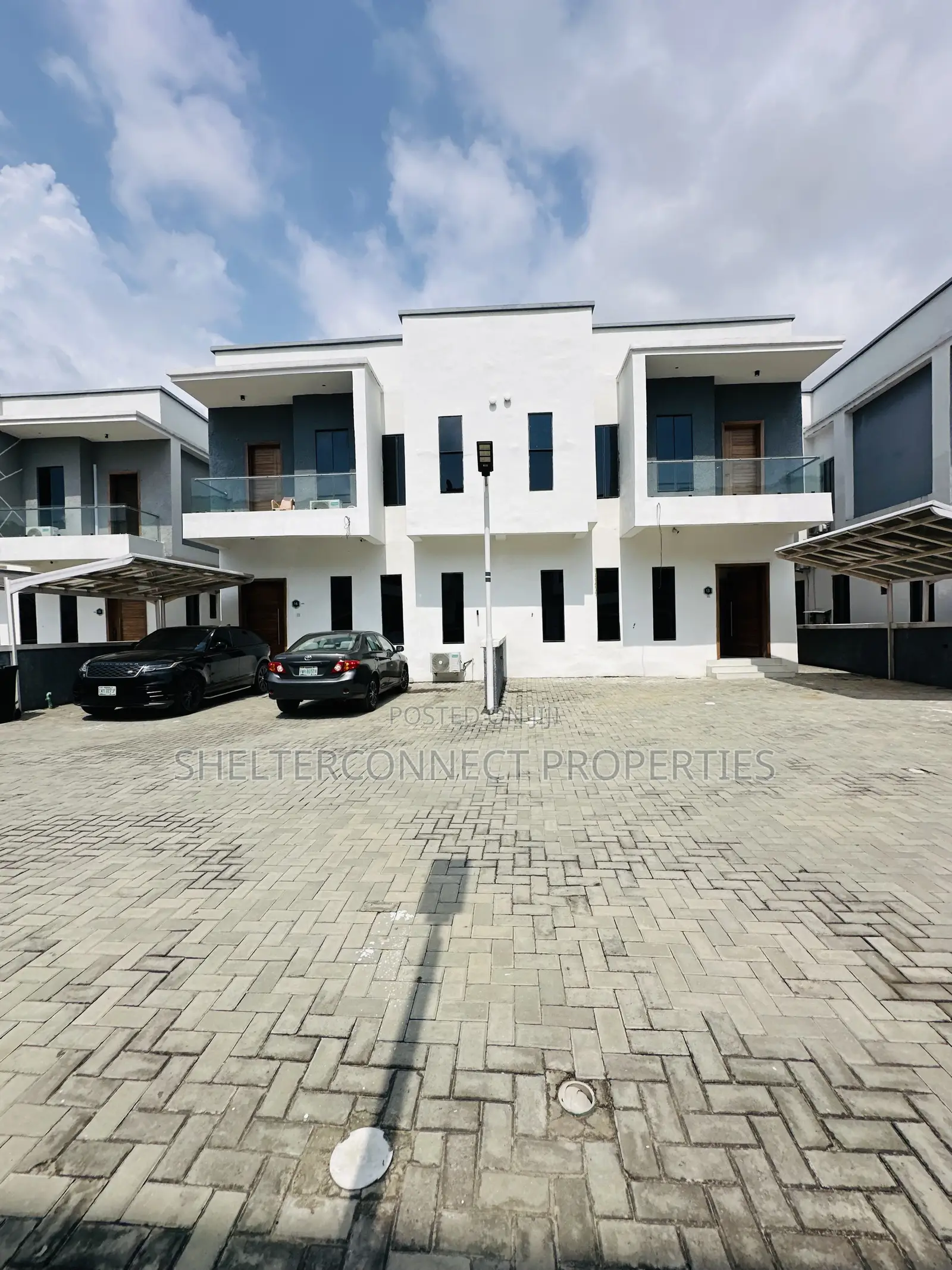 4bdrm Duplex in VGC / Ajah for sale in VGC / Ajah