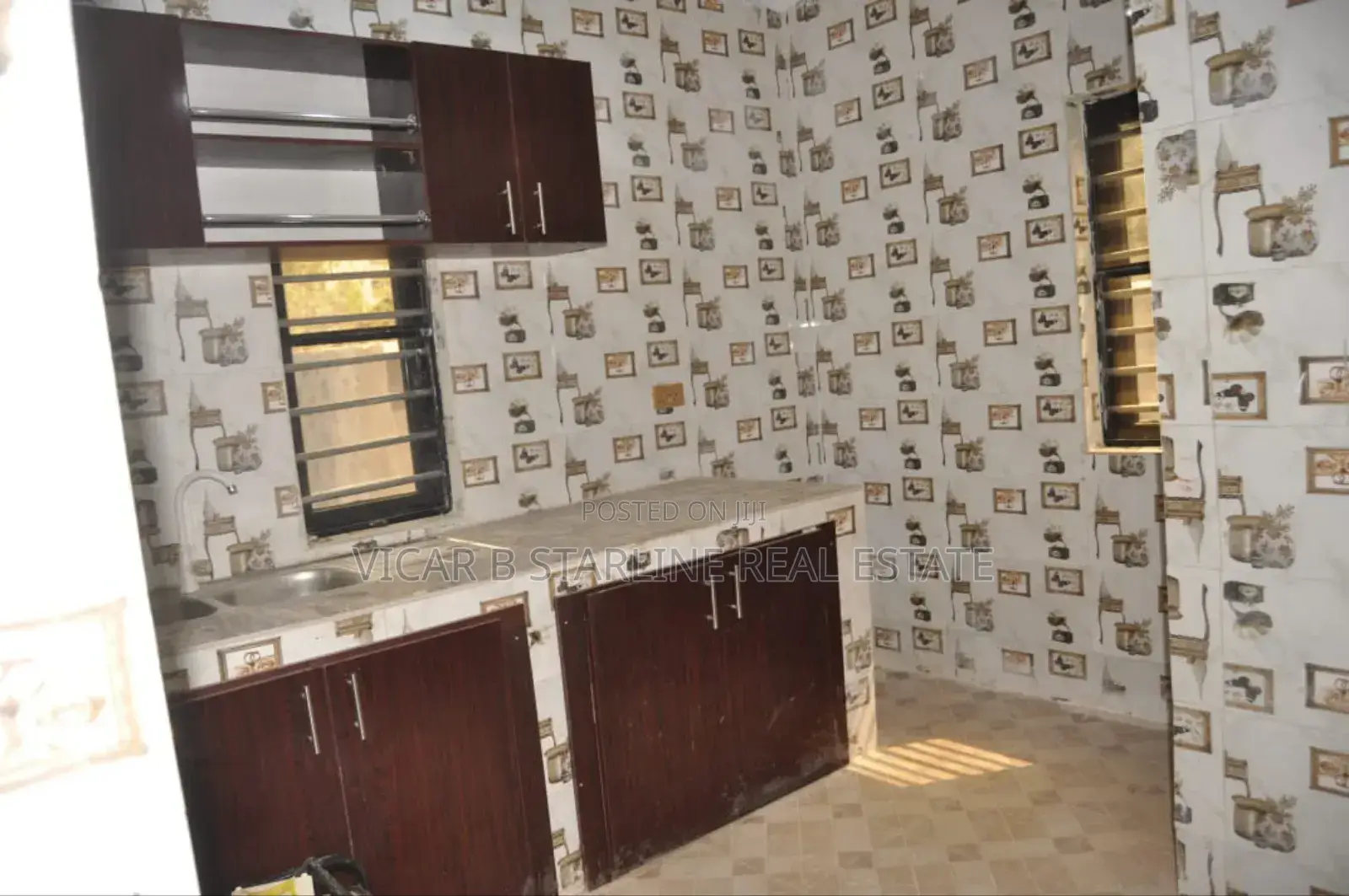 Furnished 5bdrm Duplex in Chiboy After Marmi, for sale in Abakaliki