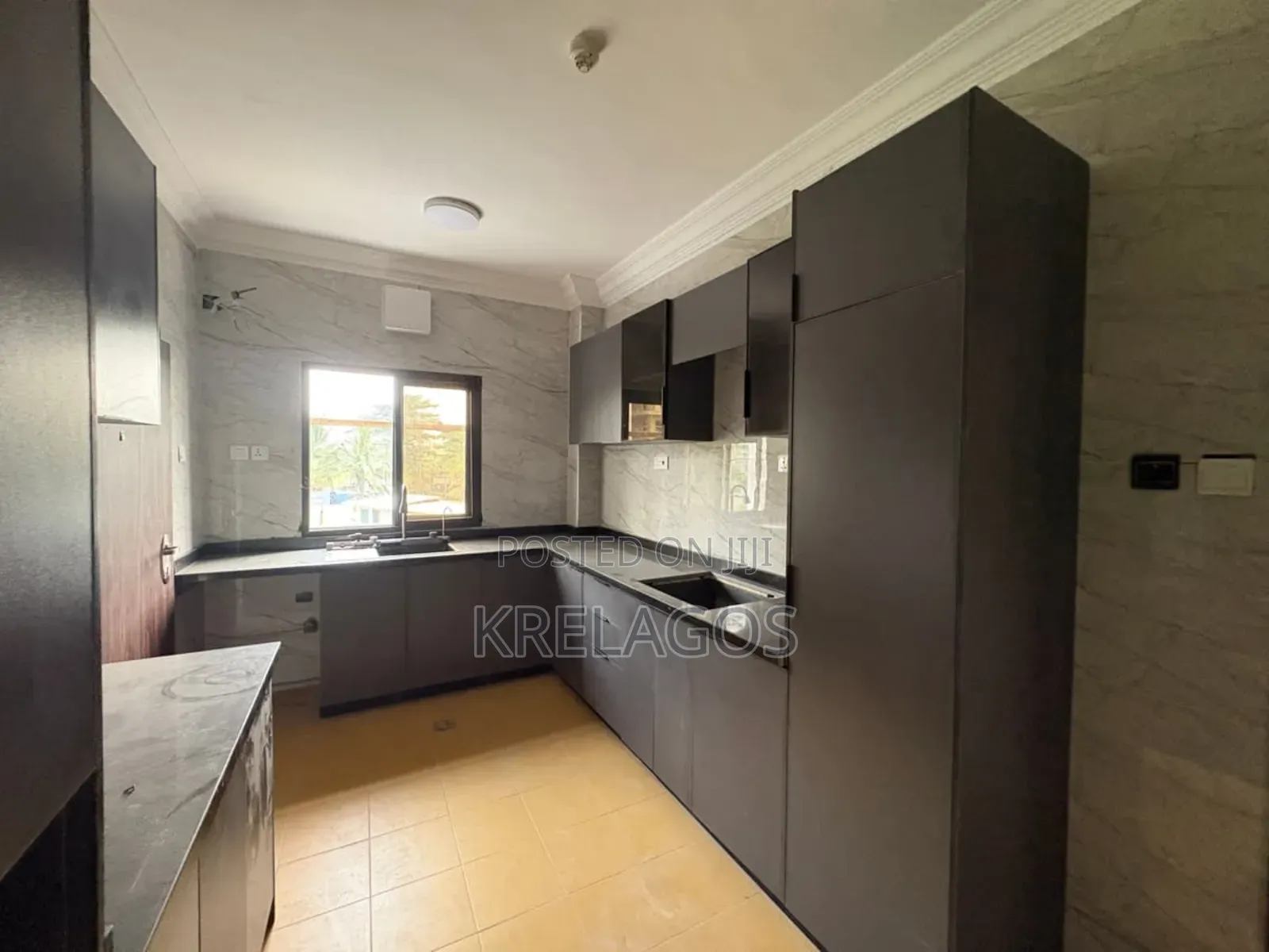 3bdrm Apartment in Lekki Phase 1 for rent in Lekki Phase 1