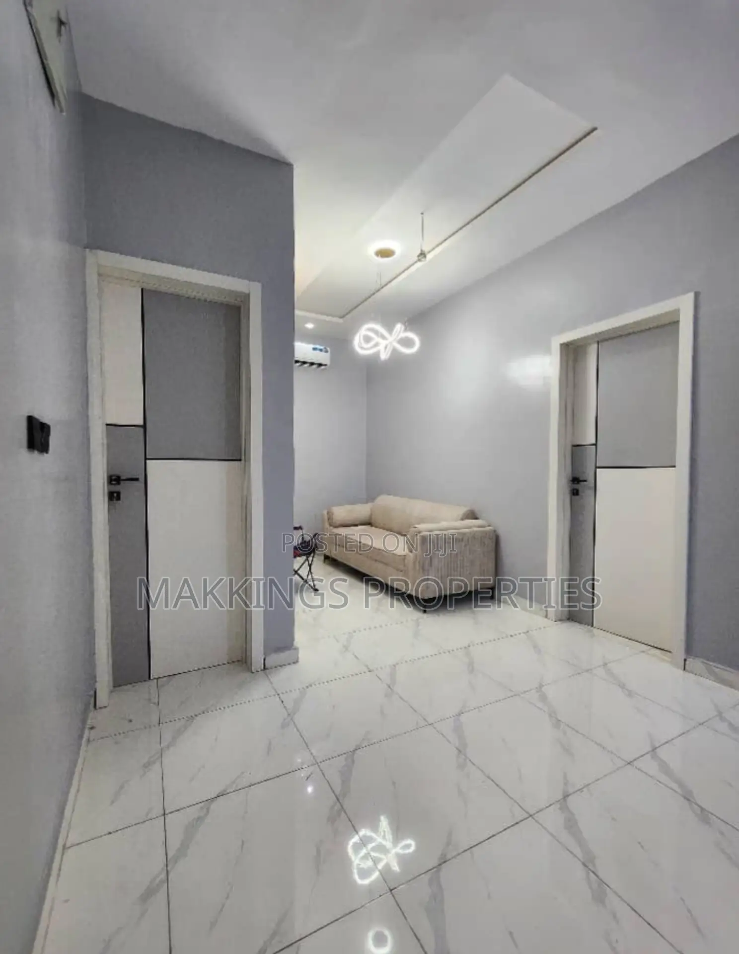 4bdrm Duplex in Chevron for rent in Chevron
