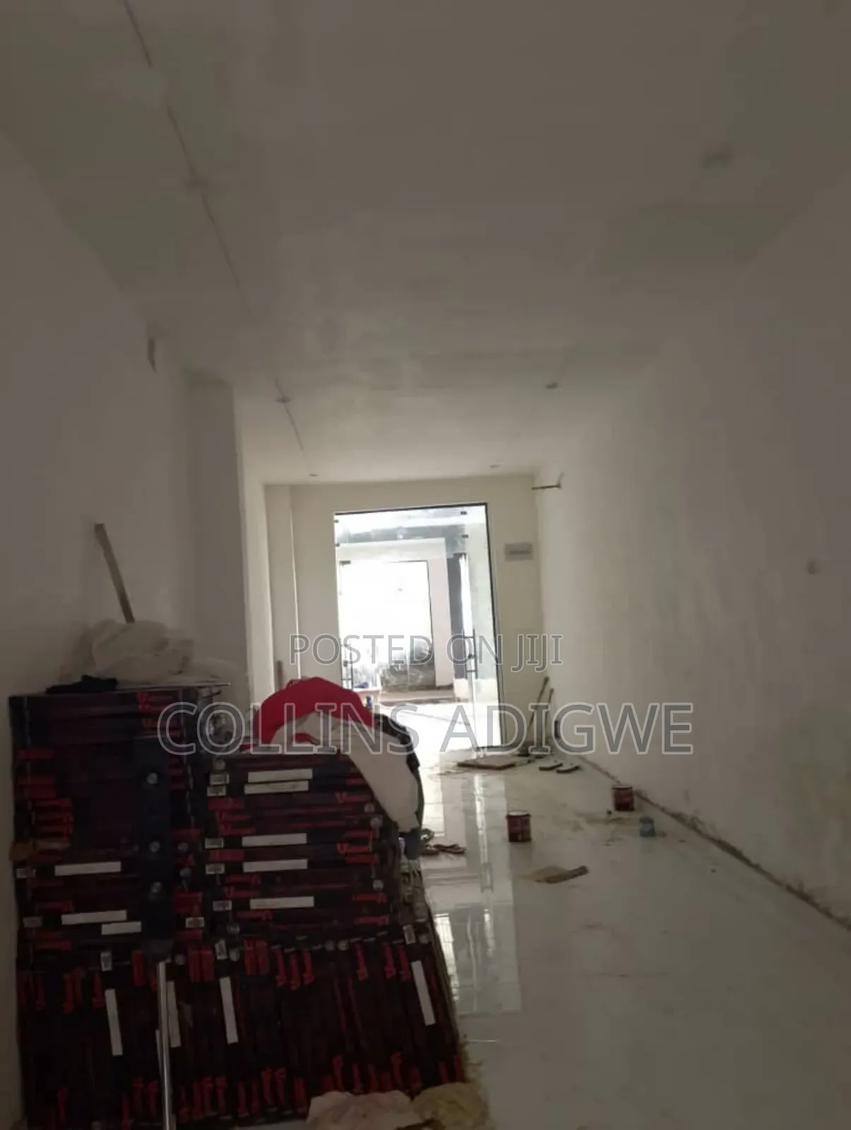 42sqm Shop Orchid Road in Lekki