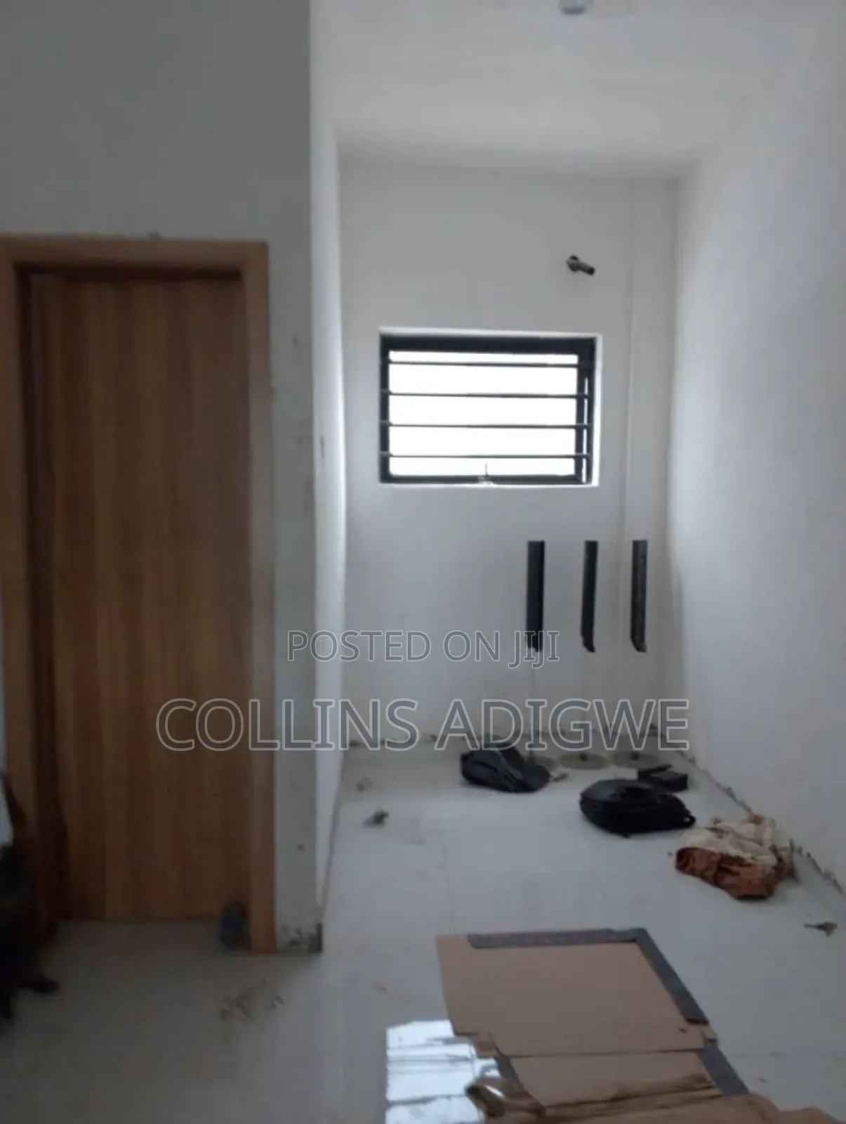 42sqm Shop Orchid Road in Lekki