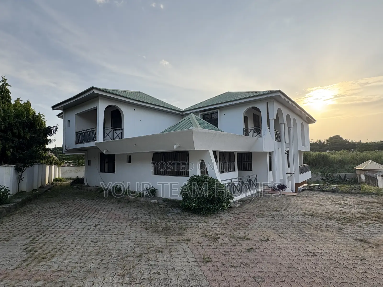 18bdrm Duplex in Asokoro for rent in Asokoro