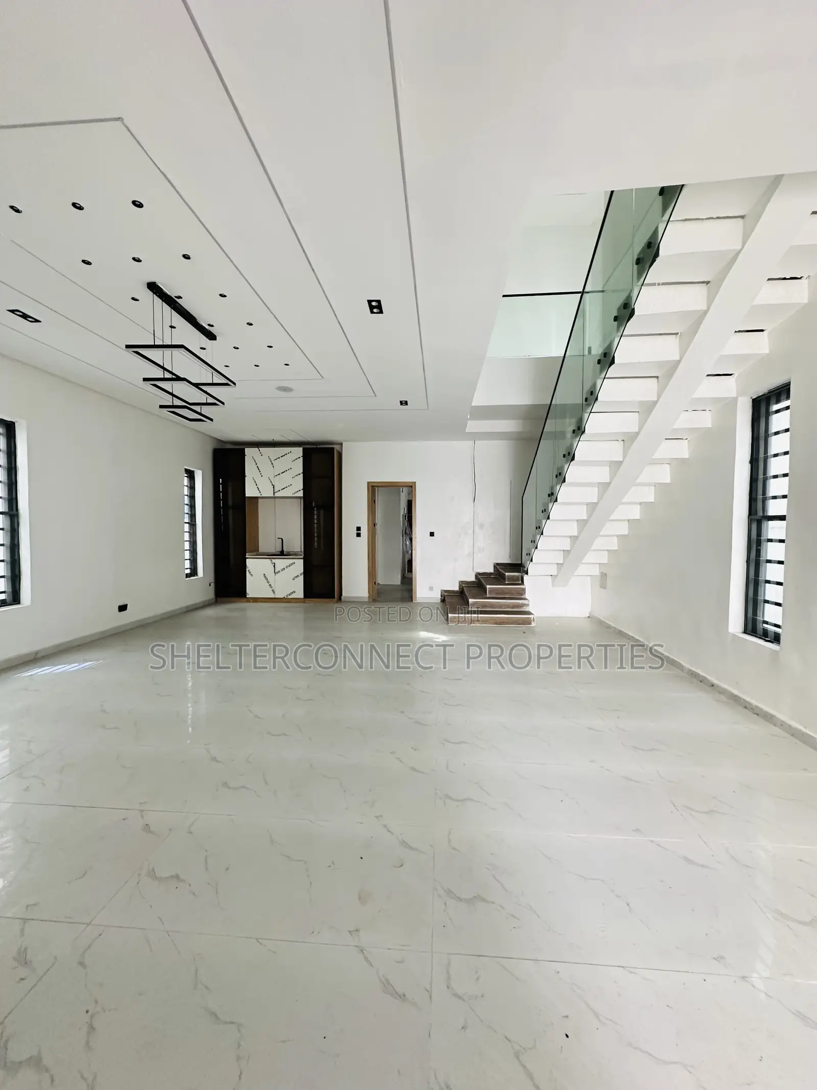 5bdrm Duplex in Ajah for sale in Ajah
