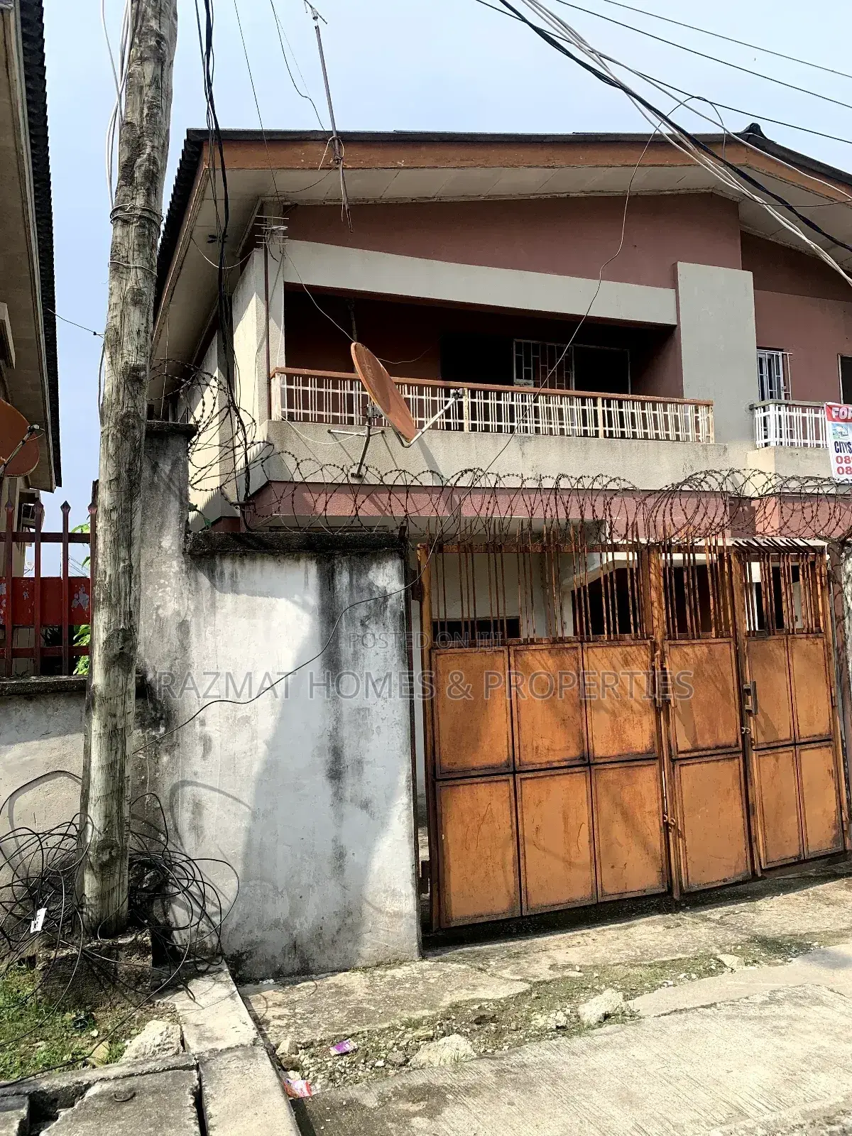 4bdrm Duplex in Alagomeji for sale in Alagomeji