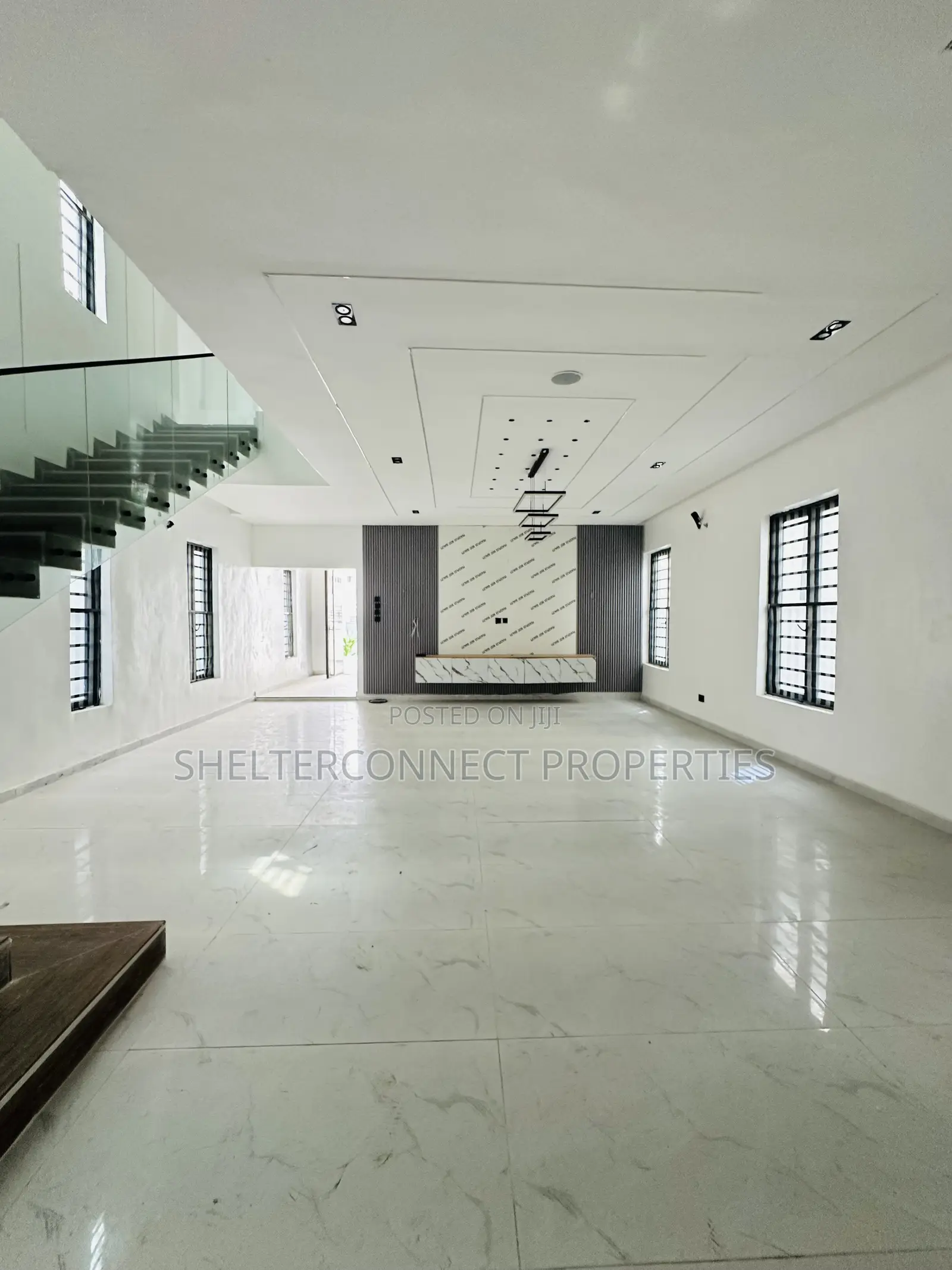 5bdrm Duplex in Ajah for sale in Ajah