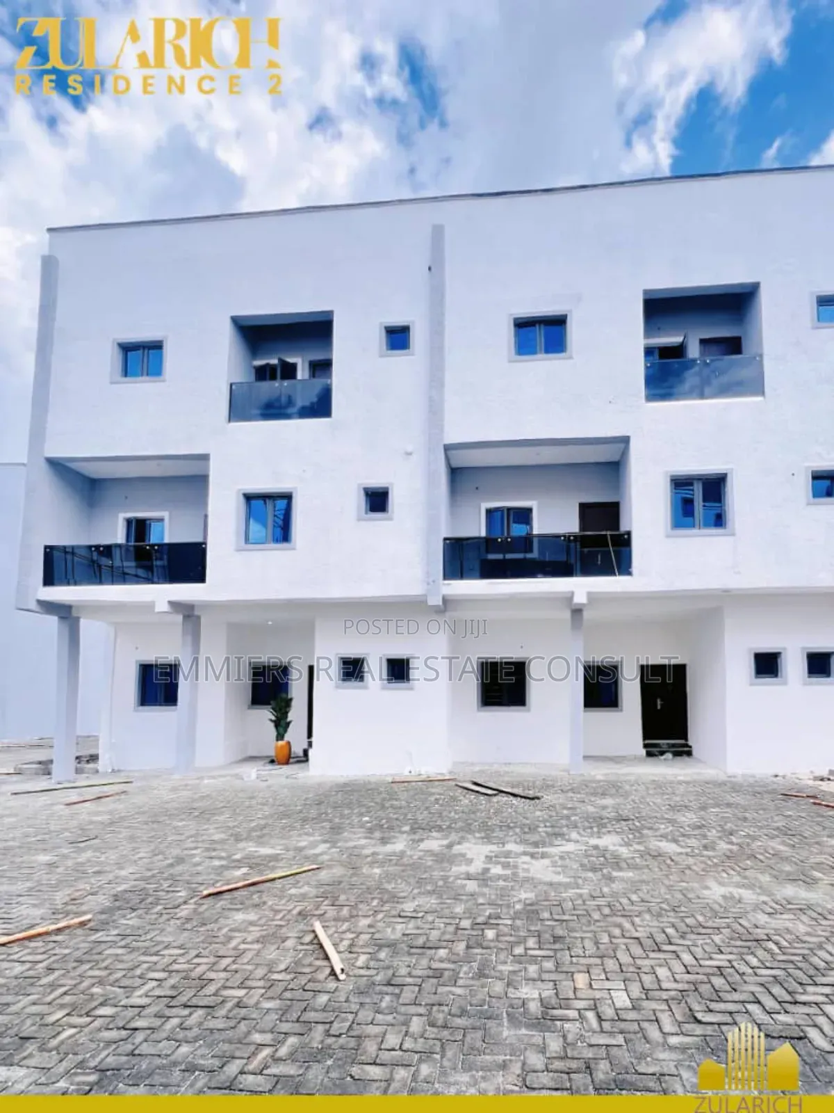 Furnished 4bdrm Townhouse/Terrace In Emmiers Estate, Lekki Expressway in Lekki Expressway