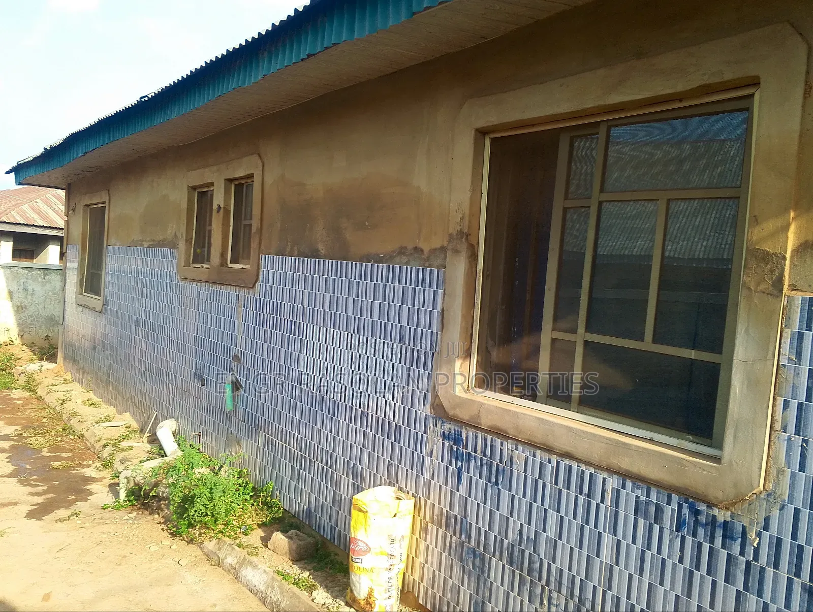 Furnished 3bdrm Block of Flats in Olororo Estate, Ilorin South for sale in Ilorin South