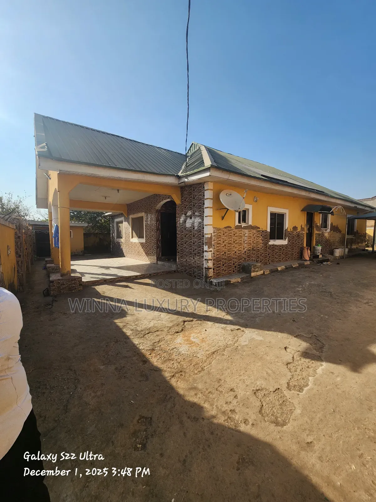 3bdrm Bungalow in Fha Lugbe. for sale in Lugbe District
