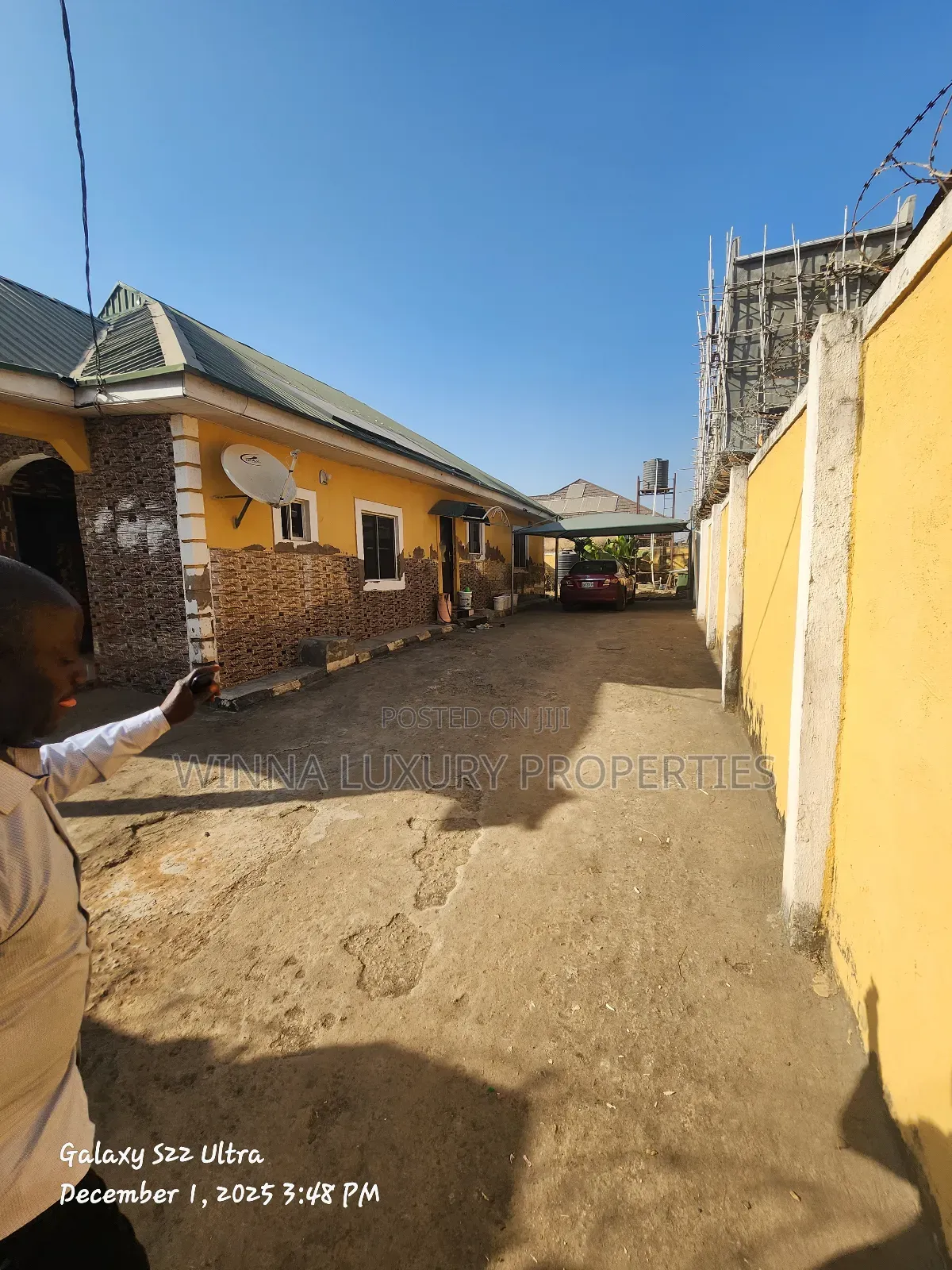 3bdrm Bungalow in Fha Lugbe. for sale in Lugbe District
