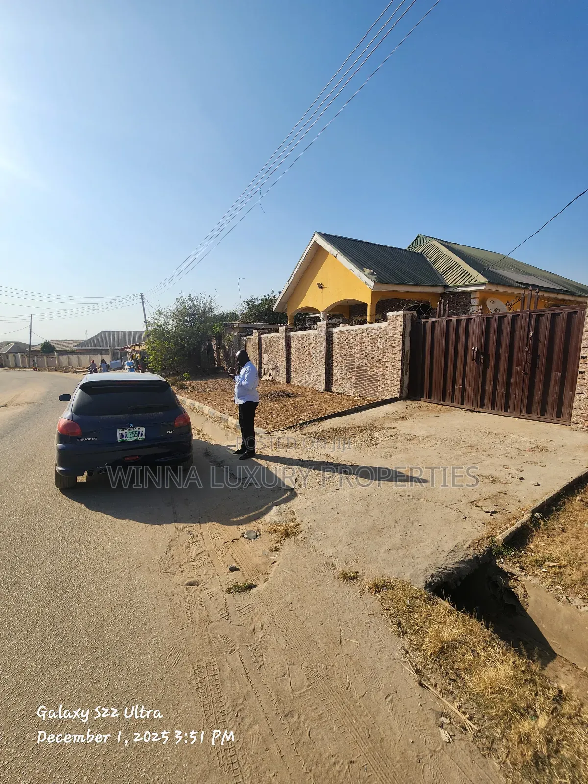 3bdrm Bungalow in Fha Lugbe. for sale in Lugbe District