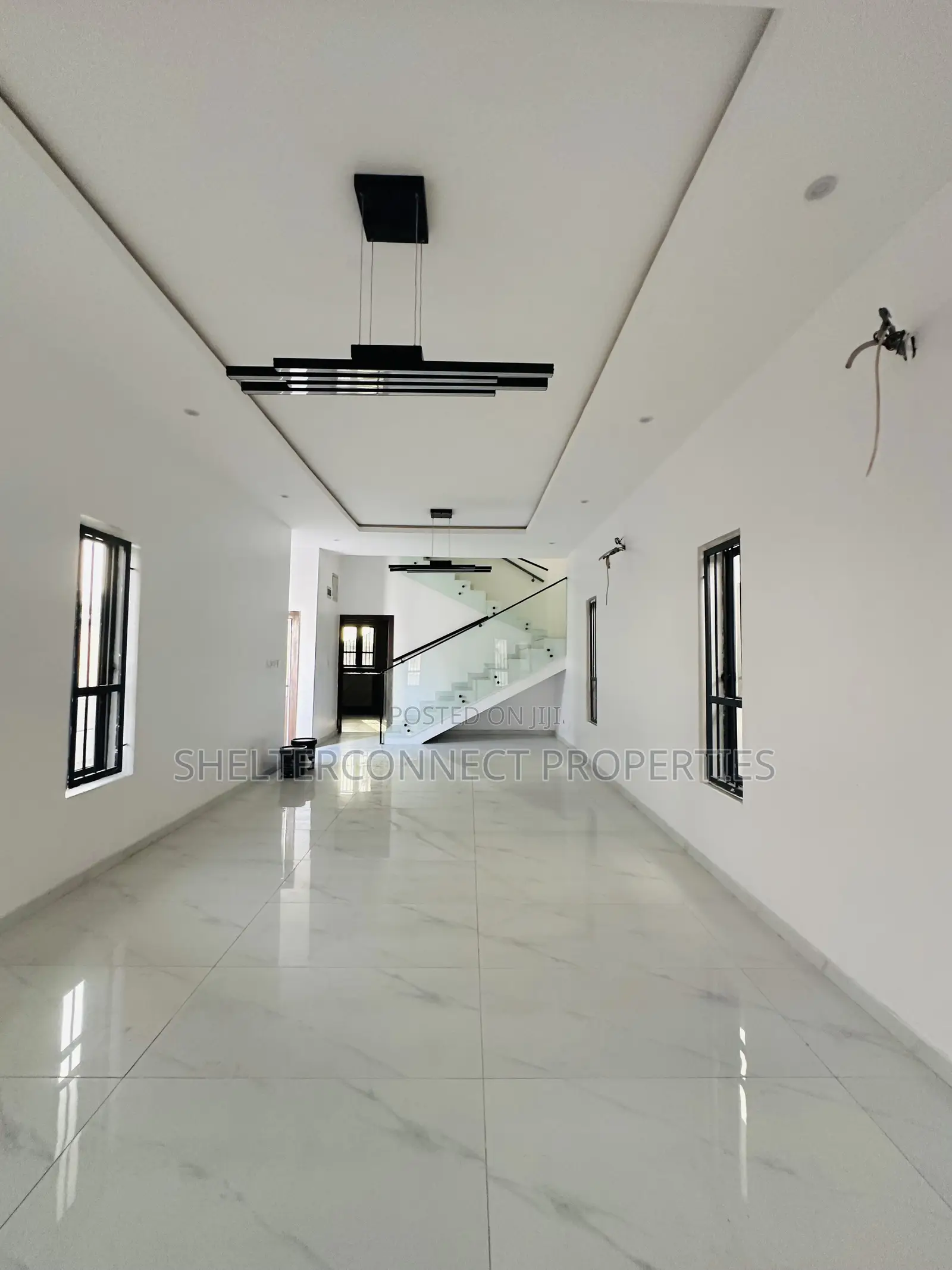 5bdrm Duplex in Ajah for sale in Ajah