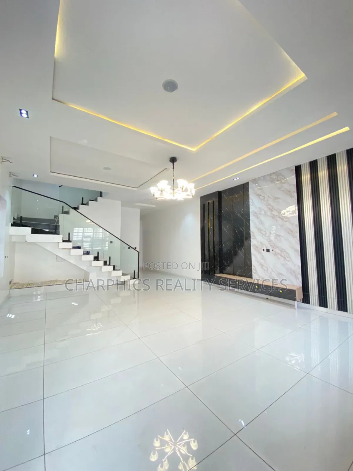 4bdrm Duplex in Ikota for rent in Ikota
