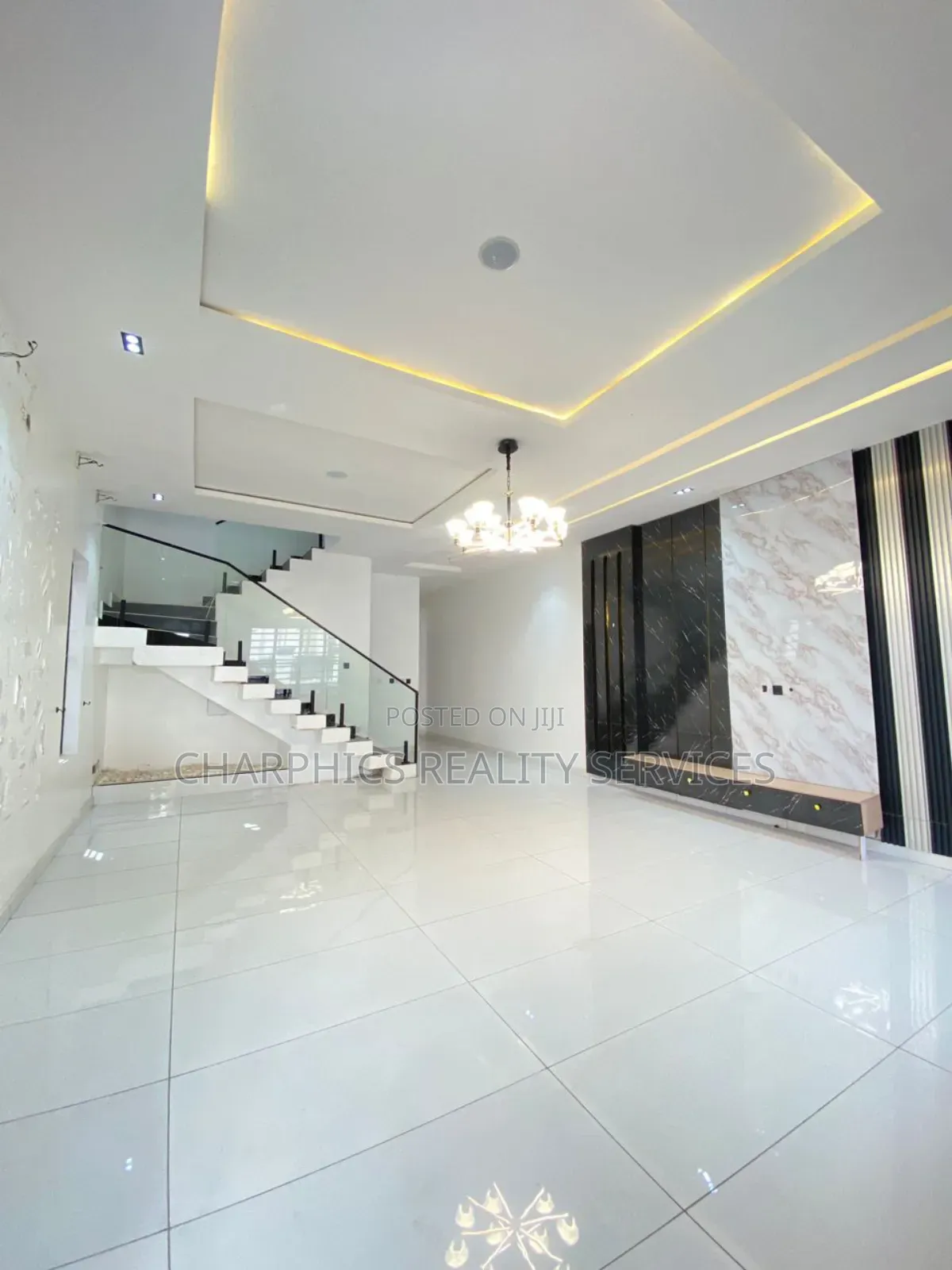 4bdrm Duplex in Ikota for rent in Ikota