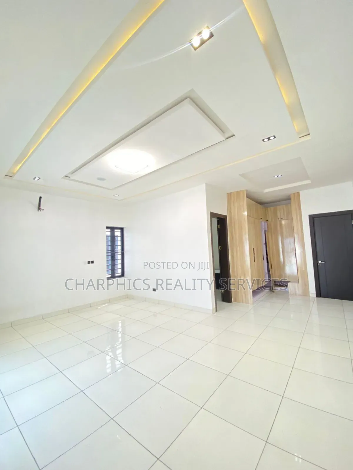 4bdrm Duplex in Ikota for rent in Ikota