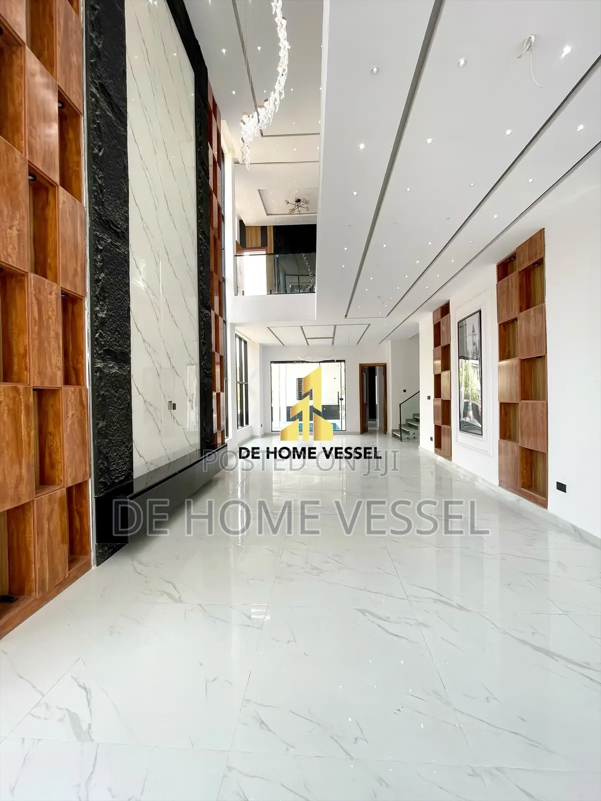 5bdrm Duplex in Lekki for sale in Lekki