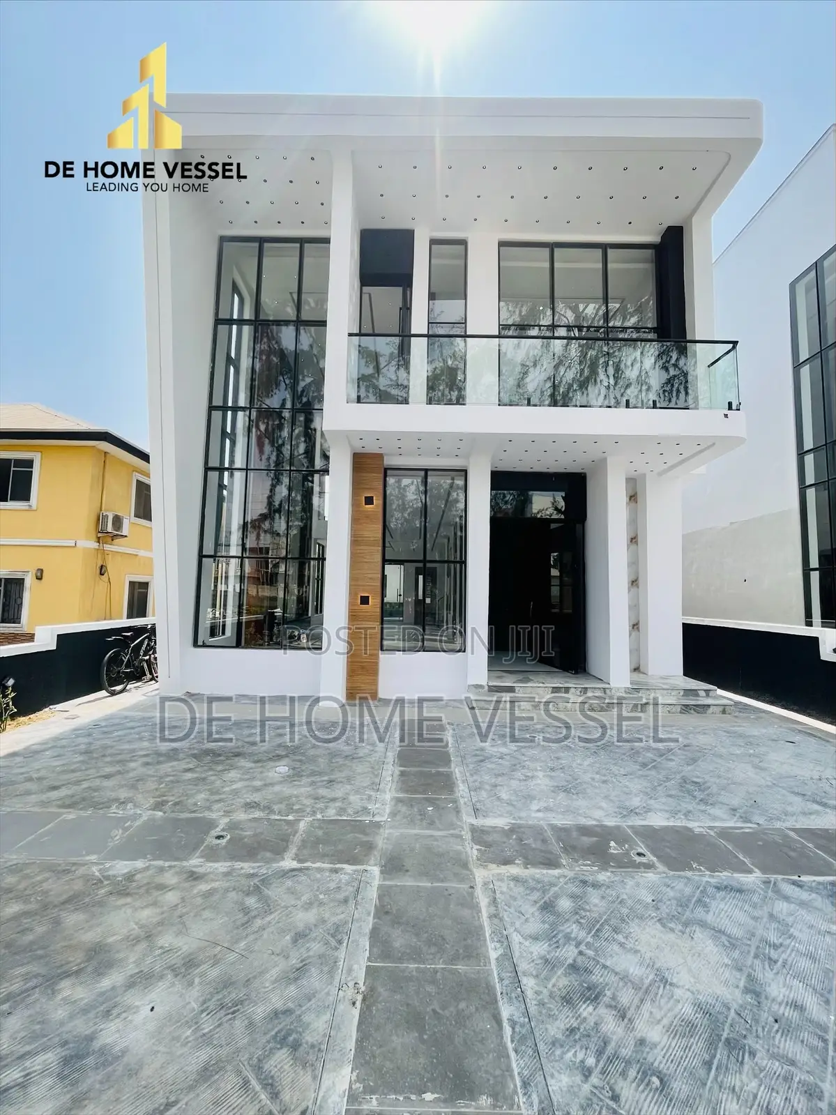 5bdrm Duplex in Lekki for sale in Lekki