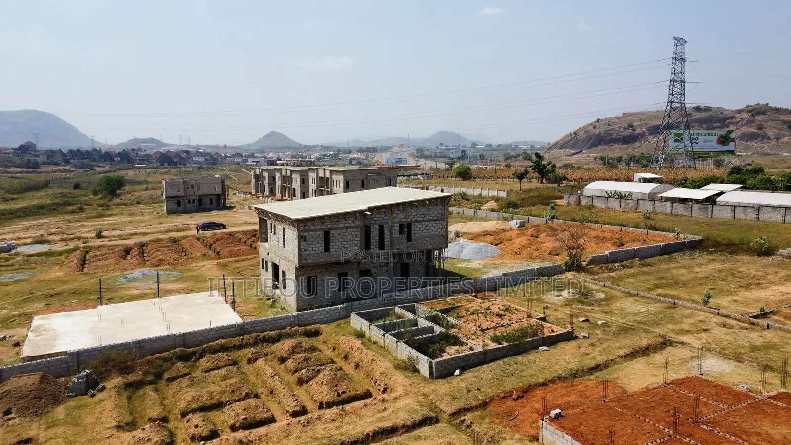 5bdrm Duplex in Hutu, Sabon Lugbe for sale in Sabon Lugbe