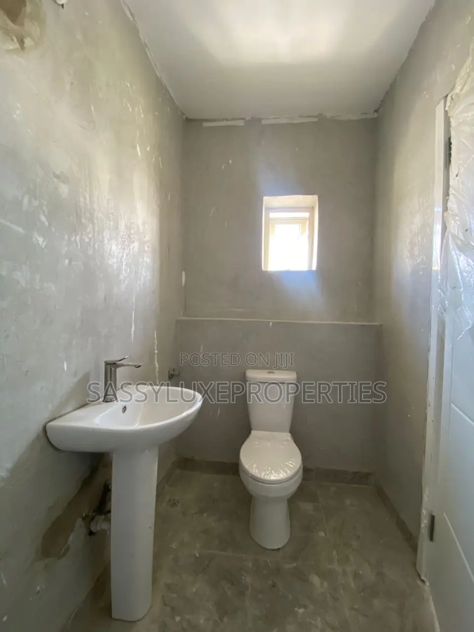 Furnished 2bdrm Maisonette in Ikate, Lekki for sale in Lekki