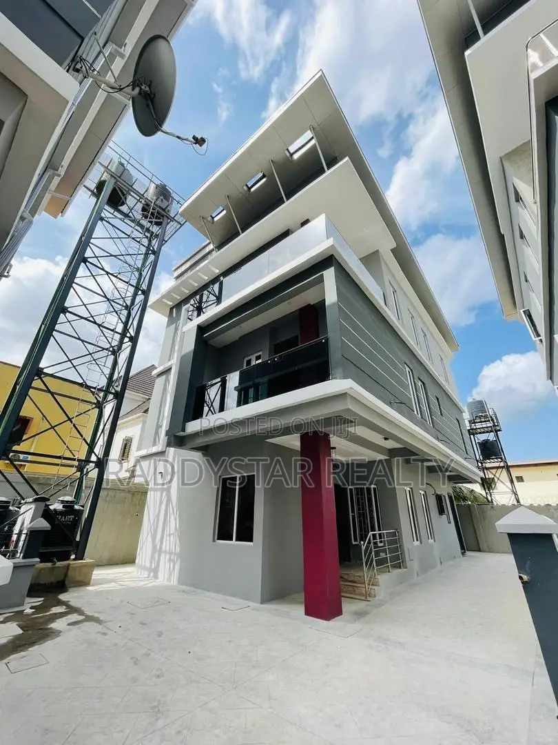 5bdrm Duplex in Magodo for sale in Magodo