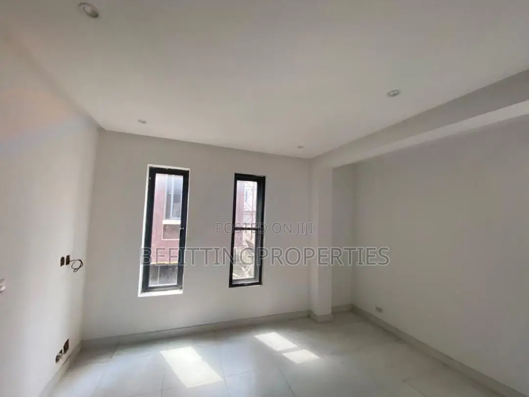 4bdrm Townhouse/Terrace in Ikeja for sale in Ikeja