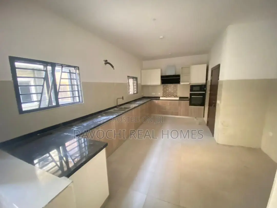 4bdrm Duplex in Harris Drive, Vgc, Lekki Phase 2 for rent in Lekki Phase 2