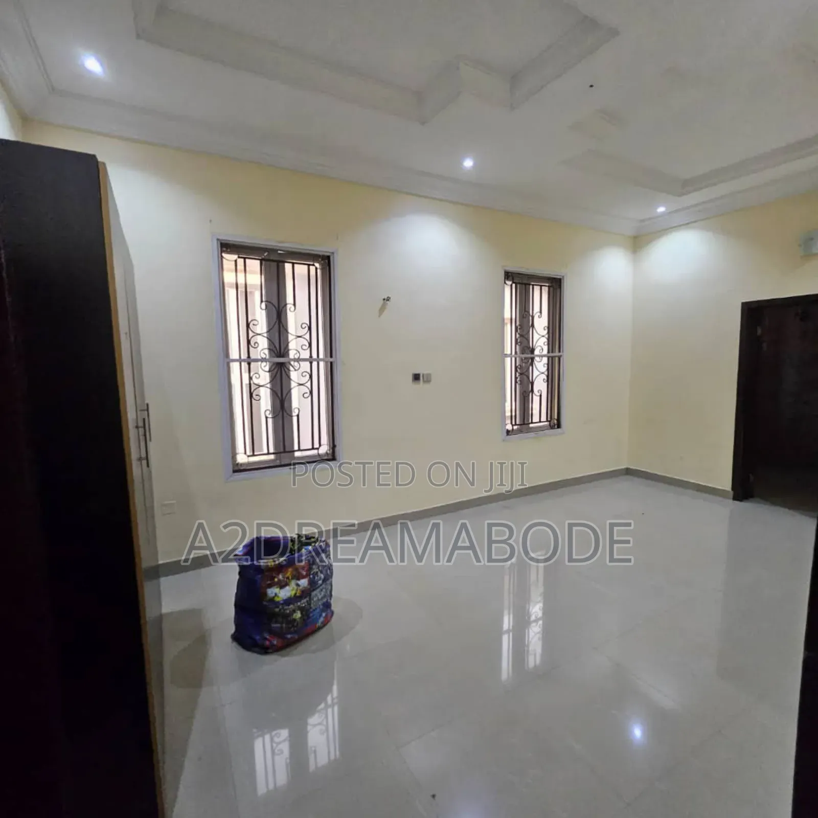 4bdrm Duplex in Magodo Phase 2 Gra for rent in Magodo