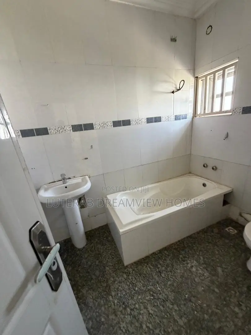 6bdrm Duplex in Maitama for rent in Maitama