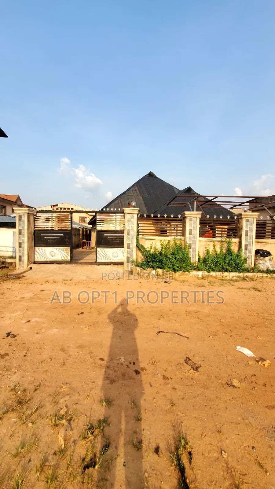 3bdrm Block of Flats in Benin City for sale in Benin City